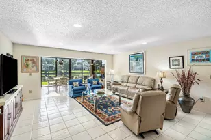 16 Westgate Ln, Boynton Beach, FL 33436 - Photo 5
