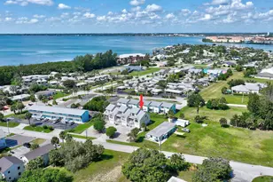 651 Hernando St, Fort Pierce, FL 34949 - Photo 5