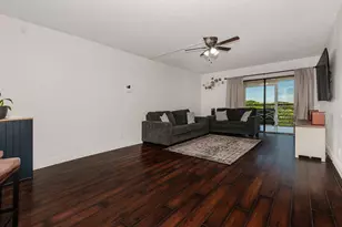 9235 SW 8th St, Boca Raton, FL 33428 - Photo 5