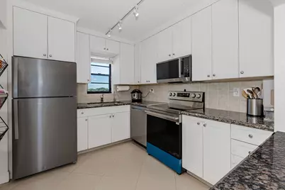 9235 SW 8th Street #502, Boca Raton, FL 33428 - Photo 13