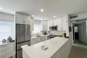 548 Durham S, Deerfield Beach, FL 33442 - Photo 5