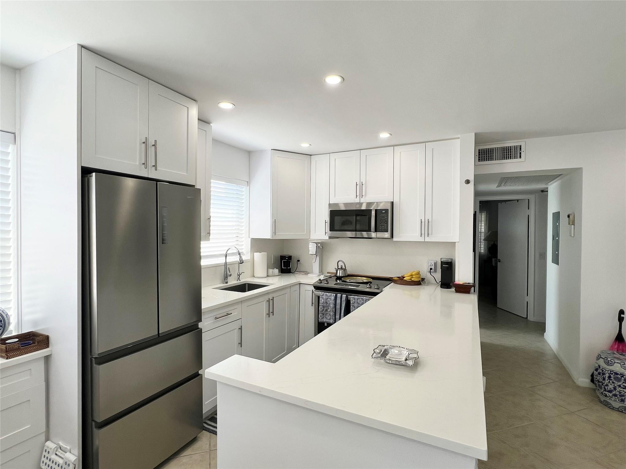 548 Durham S #548 - 548 Durham S #548, Deerfield Beach, FL 33442 Luxury Property | Jose Angel Pina