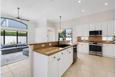6373 Shadow Creek Village Circle, Lake Worth, FL 33463 - Photo 9