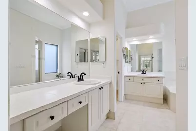 6373 Shadow Creek Village Circle, Lake Worth, FL 33463 - Photo 23