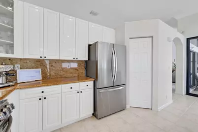 6373 Shadow Creek Village Circle, Lake Worth, FL 33463 - Photo 11