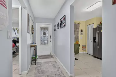4450 Lucerne Villas Lane, Lake Worth, FL 33467 - Photo 13