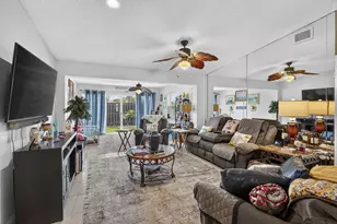 4450 Lucerne Villas Ln, Lake Worth, FL 33467 - Photo 25