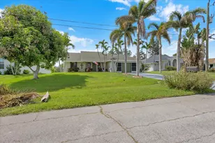 568 SE Nome Dr, Port Saint Lucie, FL 34984 - Photo 47