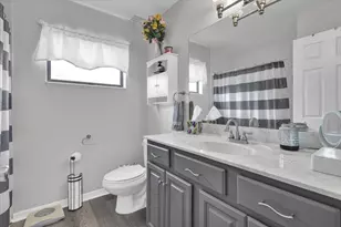 568 SE Nome Dr, Port Saint Lucie, FL 34984 - Photo 23