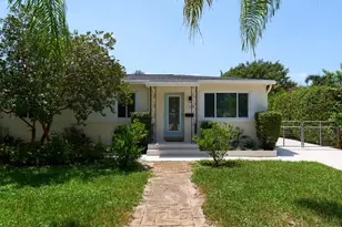 222 Bayberry Dr, Lake Park, FL 33403 - Photo 3