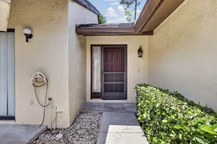 184 Mastic Tree Ct, Royal Palm Beach, FL 33411 - Photo 3