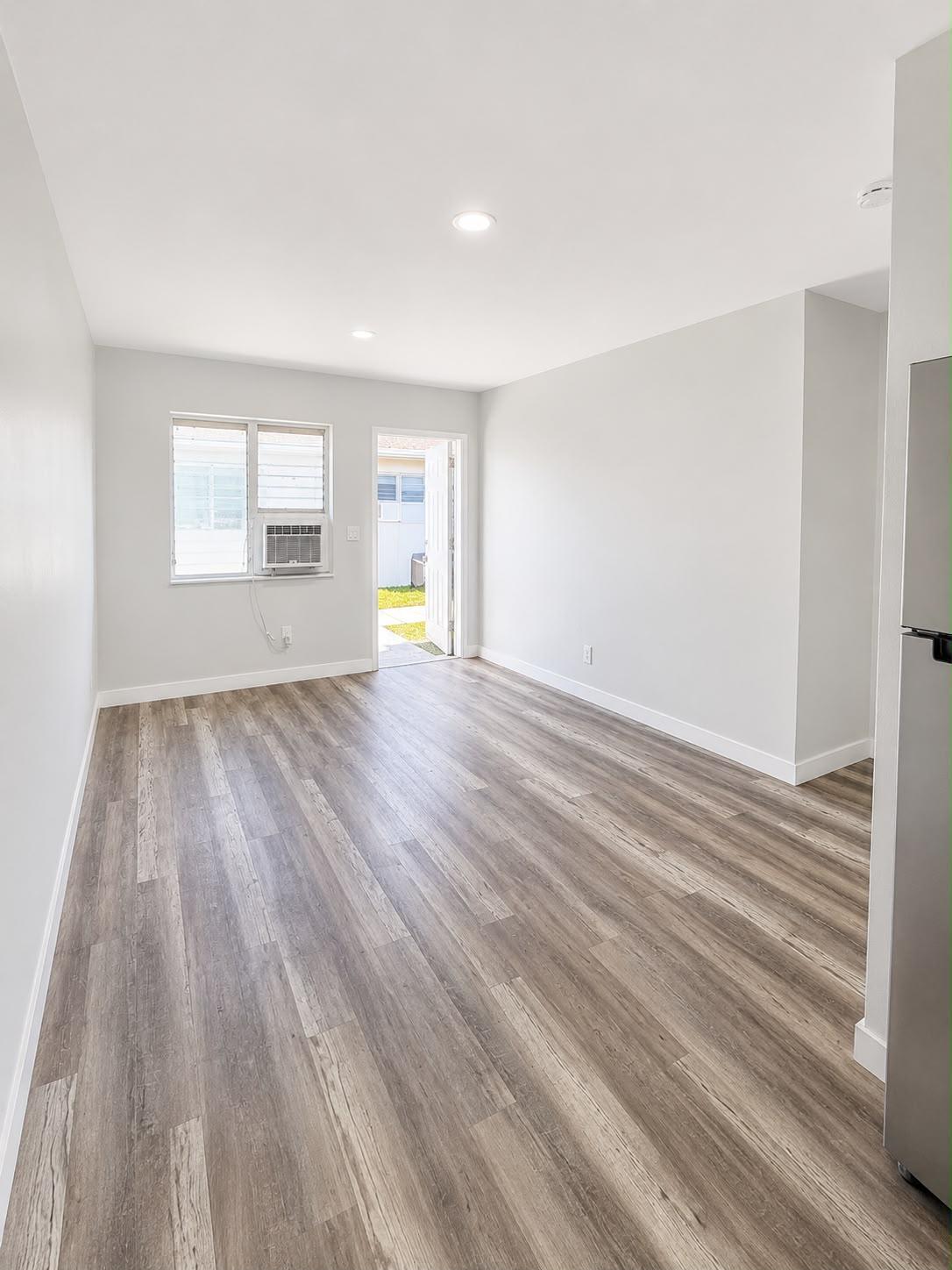 525 NW 5th St #1 - 525 NW 5th St #1, Hallandale Beach, FL 33009 Luxury Property | Jose Angel Pina