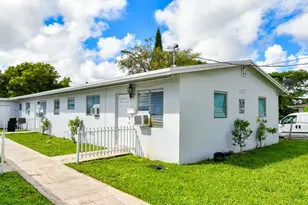 525 NW 5th St, Hallandale Beach, FL 33009 - Photo 7