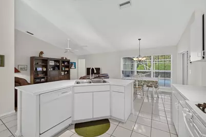 1011 Woodfield Circle, Palm Beach Gardens, FL 33418 - Photo 19