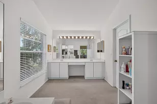 1011 Woodfield Cir, Palm Beach Gardens, FL 33418 - Photo 29