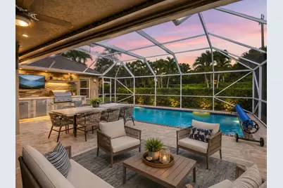 1011 Woodfield Circle, Palm Beach Gardens, FL 33418 - Photo 7