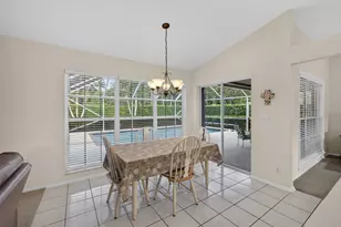 1011 Woodfield Cir, Palm Beach Gardens, FL 33418 - Photo 23