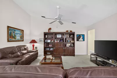 1011 Woodfield Circle, Palm Beach Gardens, FL 33418 - Photo 25