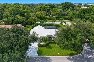 1011 Woodfield Cir, Palm Beach Gardens, FL 33418 - Photo 37
