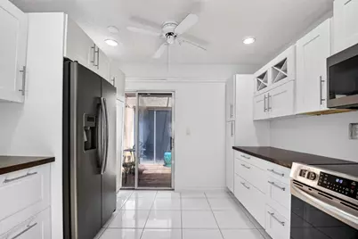 6747 Starkeys Place, Lake Worth, FL 33467 - Photo 17