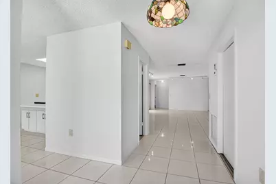 6747 Starkeys Place, Lake Worth, FL 33467 - Photo 9