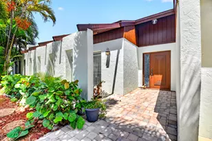 6747 Starkeys Pl, Lake Worth, FL 33467 - Photo 3