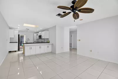 6747 Starkeys Place, Lake Worth, FL 33467 - Photo 7