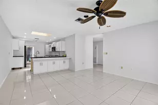 6747 Starkeys Pl, Lake Worth, FL 33467 - Photo 7