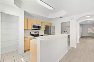 4962 Leeward Ln, Fort Lauderdale, FL 33312 - Photo 11