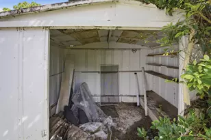 1823 SW College St, Stuart, FL 34997 - Photo 45