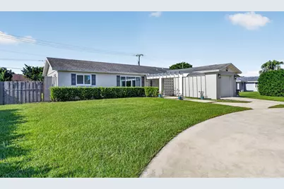 7752 Saint Andrews Road, Lake Worth, FL 33467 - Photo 3