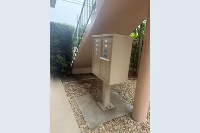 2017 NE 18th Street #2, Fort Lauderdale, FL 33305 - Photo 11