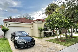 15850 NW 11th St, Pembroke Pines, FL 33028 - Photo 1