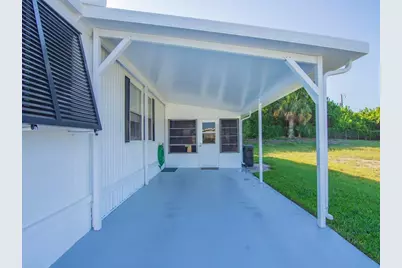 385 NE Jade Circle, Jensen Beach, FL 34957 - Photo 3