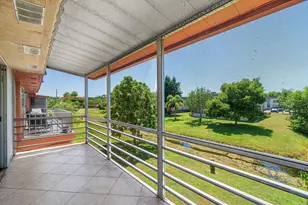 566 Saxony L, Delray Beach, FL 33446 - Photo 21