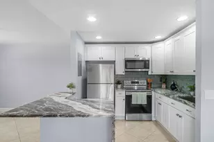 566 Saxony L, Delray Beach, FL 33446 - Photo 7