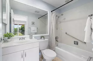 566 Saxony L, Delray Beach, FL 33446 - Photo 21