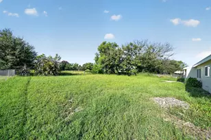 230 SW Cherryhill Rd, Port Saint Lucie, FL 34953 - Photo 35
