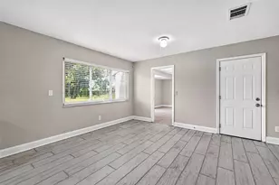 230 SW Cherryhill Rd, Port Saint Lucie, FL 34953 - Photo 27