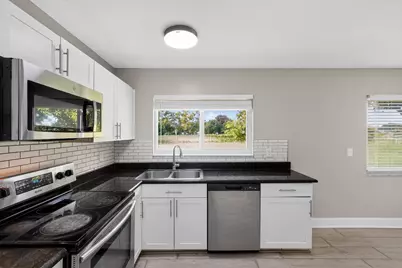 230 SW Cherryhill Road, Port Saint Lucie, FL 34953 - Photo 5