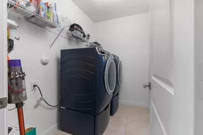 527 NW 17th Street, Fort Lauderdale, FL 33311 - Photo 19
