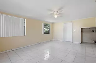 980 NW 183rd St, Miami Gardens, FL 33169 - Photo 15
