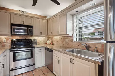 1251 S Federal Highway, Boca Raton, FL 33432 - Photo 15