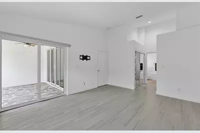 8255 Via Bella, Boca Raton, FL 33496 - Photo 23