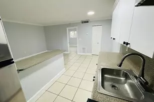 890 NW 45th Ave, Miami, FL 33126 - Photo 5