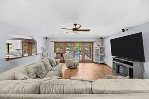 101 SE Nash Ct, Port Saint Lucie, FL 34983 - Photo 7