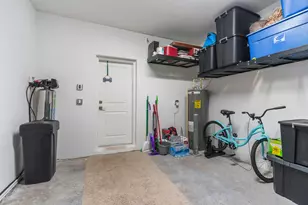 527 NW 17th St, Fort Lauderdale, FL 33311 - Photo 15