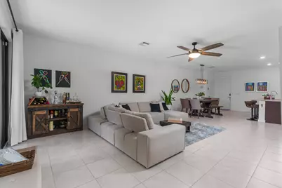 527 NW 17th Street, Fort Lauderdale, FL 33311 - Photo 13