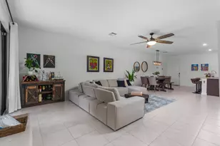527 NW 17th St, Fort Lauderdale, FL 33311 - Photo 13