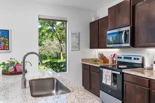 527 NW 17th St, Fort Lauderdale, FL 33311 - Photo 11